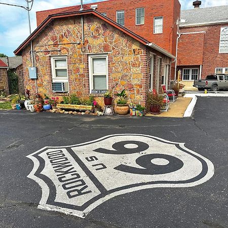 Rockwood Motor Court Motel Springfield Exterior photo